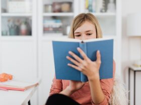 Contoh Cerita Sejarah Pribadi Panduan Lengkap, Struktur, dan Inspirasi Menulis yang Autentik