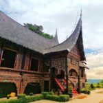 Rumah Adat dan Asalnya Jejak Identitas Budaya Nusantara yang Tetap Hidup