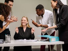 Memahami Haus Validasi Penyebab, Dampak, dan Cara Mengatasinya untuk Hidup Lebih Mandiri