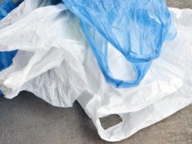 Mengenal Kantong Plastik Sejarah, Manfaat, Dampak, dan Alternatifnya