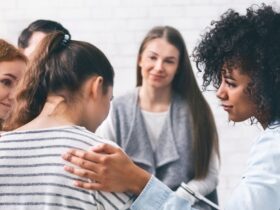 Tiga Kategori Empati Meliputi Pemahaman Emosi, Perspektif, dan Respons Sosial