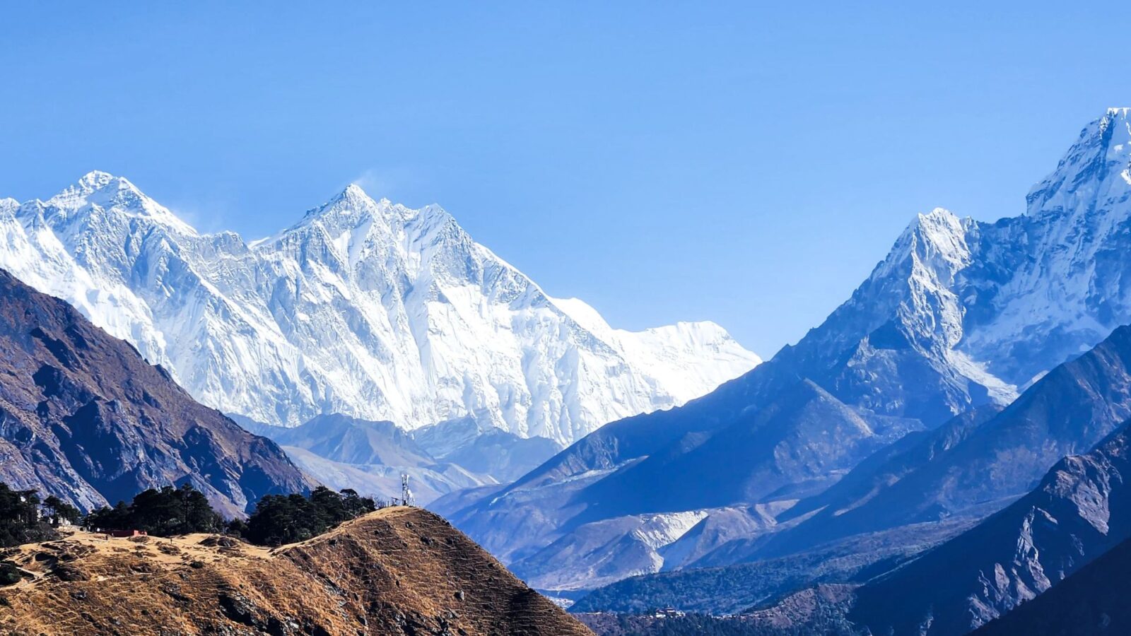 Gunung Everest: Fakta, Sejarah Pendakian, dan Tantangan di Puncak Tertinggi Dunia