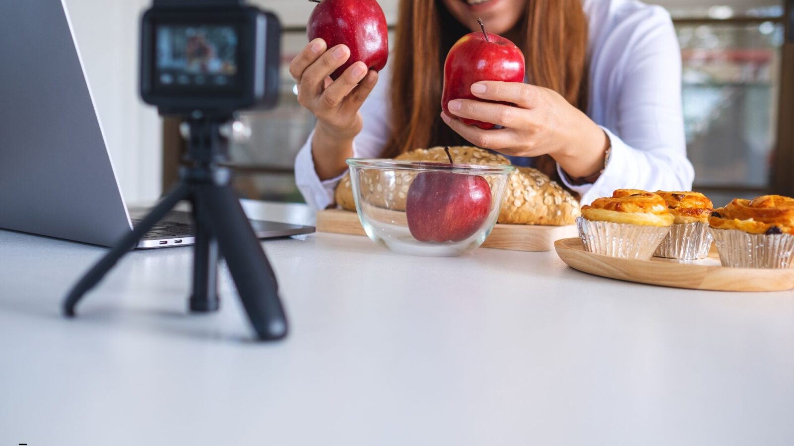 Food Vlogger: Profesi Kuliner Digital yang Semakin Populer