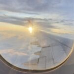 Mimpi Naik Pesawat: Makna, Tafsir, dan Pesan Psikologis di Baliknya