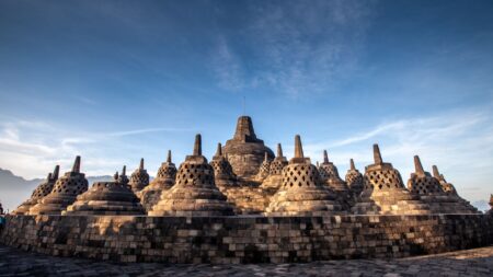 Sejarah Candi Borobudur: Asal Usul, Makna, dan Fakta Pentingnya