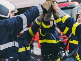 Gaji Pemadam Kebakaran di Indonesia: Fakta, Tunjangan, dan Prospek Karier