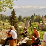 Sudut Pandang Adalah: Pengertian, Jenis, dan Cara Menggunakannya dalam Tulisan