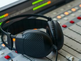 Audio Spasial Imersif Pengalaman Mendengar yang Bikin Kamu Merasa Ada di Tengah Konser