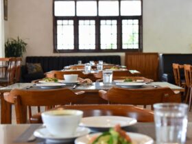 Braga Permai Bandung Menu, Harga, dan Suasana Restoran Legendaris