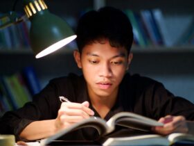 Konteks Artinya dan Cara Memahami Makna dalam Kalimat