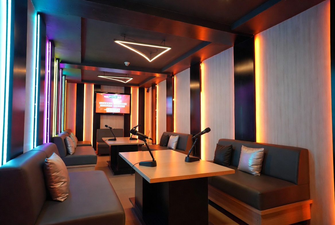 Tempat Karaoke Terdekat dan Murah yang Nyaman untuk Bersantai